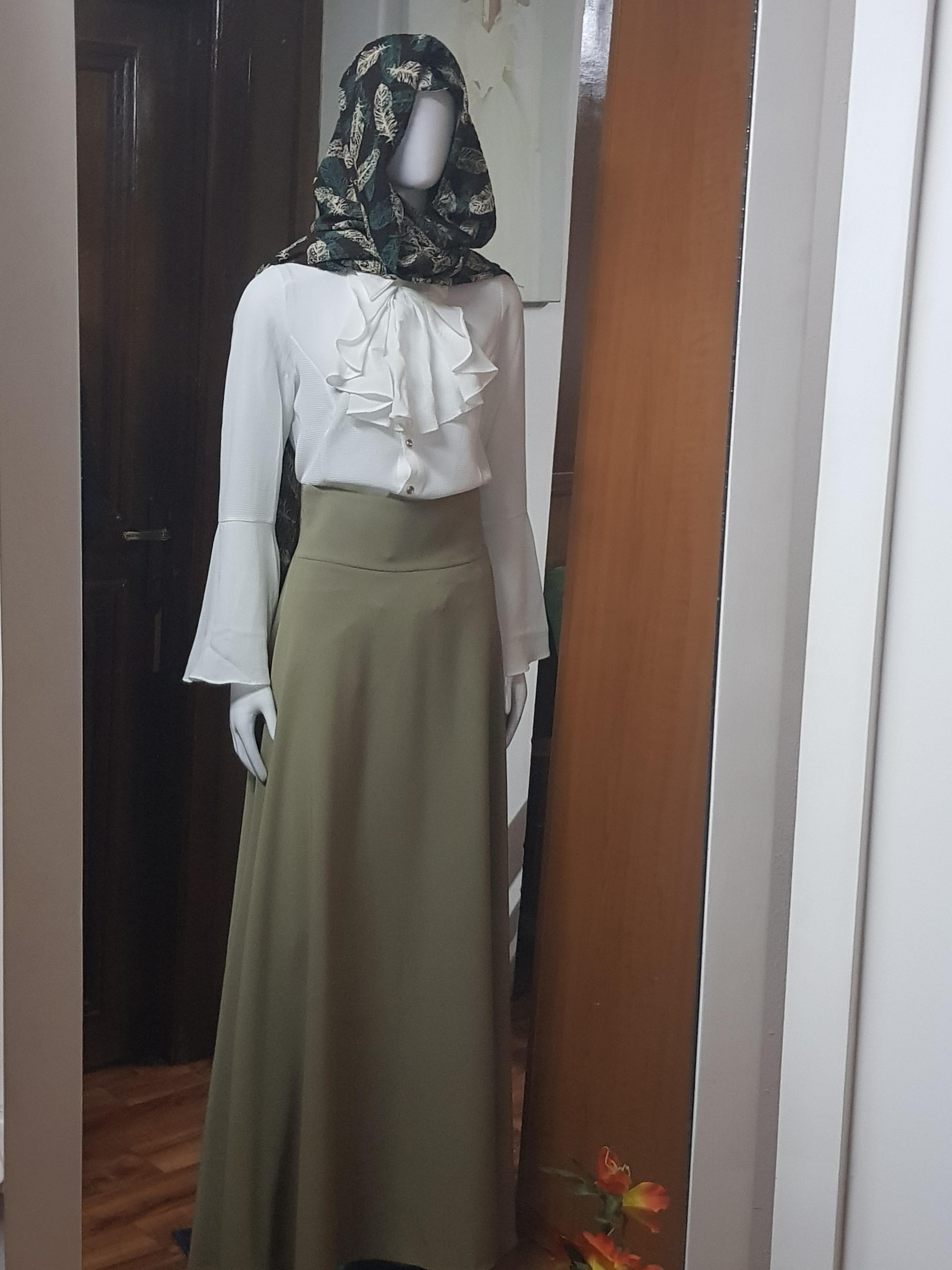 Styling maxi skirts for work Moda by Maryam Nigeria